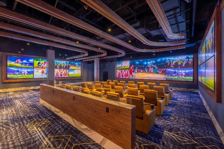 theater-style-seating-jack-sportsbooks